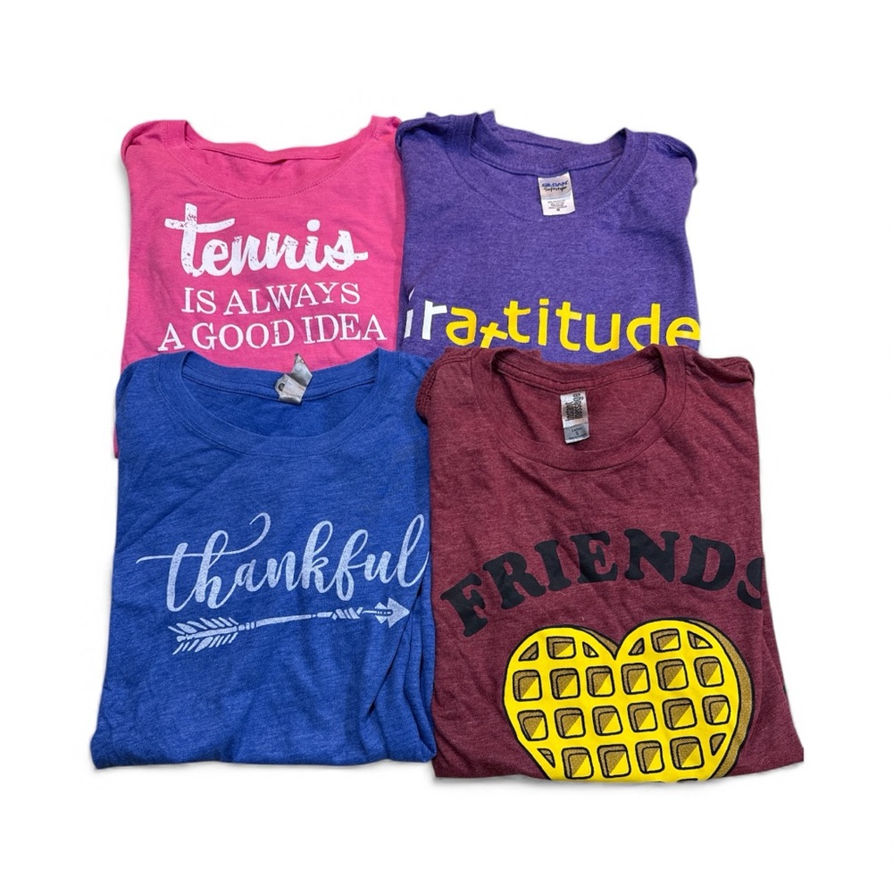 4 Inspirational Women’s short sleeve Graphic Tees multicolor Size Small